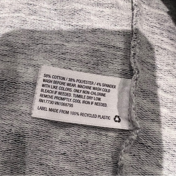 CHEROKEE girls sweater size 10/12 gray/grey and white with detailed sleeve - Picture 7 of 12